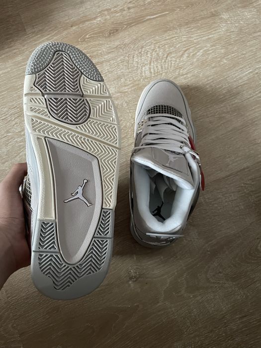 jordan 4 frozen heart