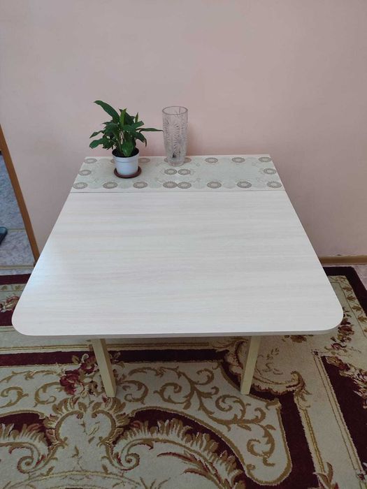 Стол раздвижной б/у