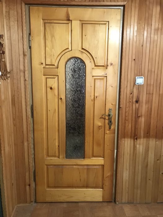 Продавам чамови мебели