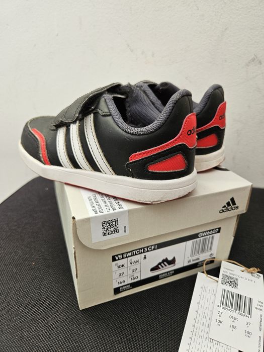 Маратонки adidas vs switch 3