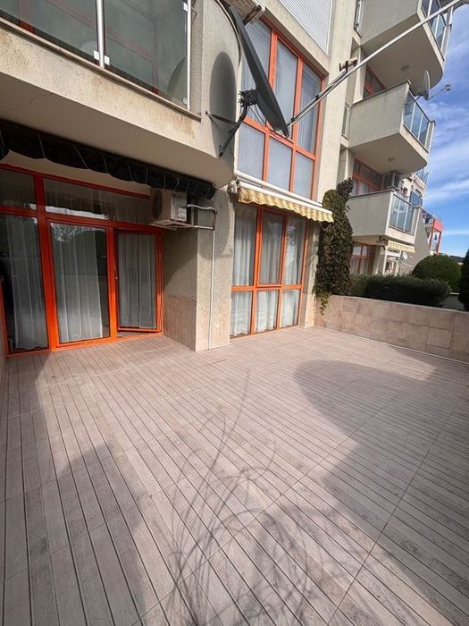 Продава се Двустаен апартамент в Несебър - 90 кв.м за 1056 €/кв.м - Снимка #2