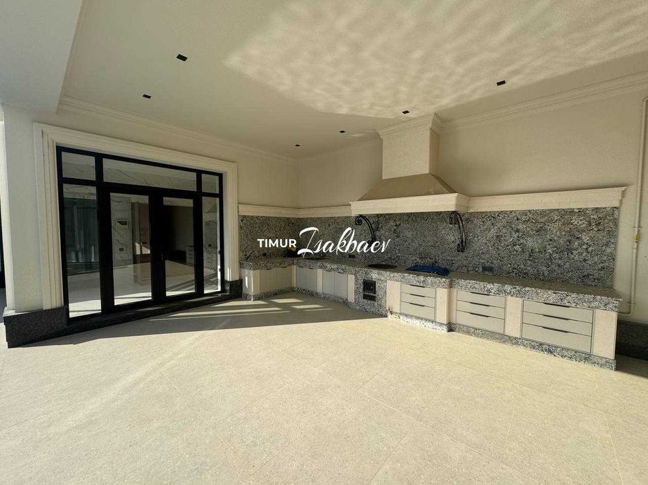 Продам ЕвроДом Мирзо Улугбекский район Центр Луначарского 5 соток