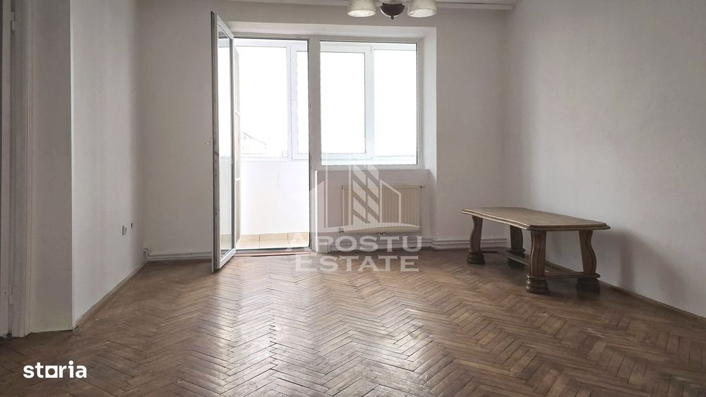Apartament 4 camere, Centrala noua, Aradului