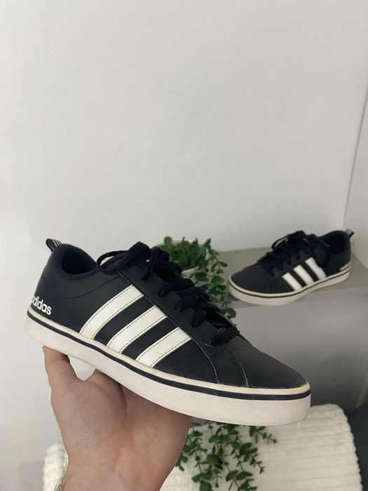 Pantofi Sport adidas Talpa Rosie