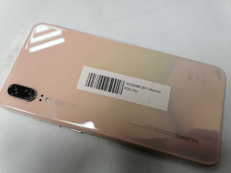 Мобилен телефон Huawei P20