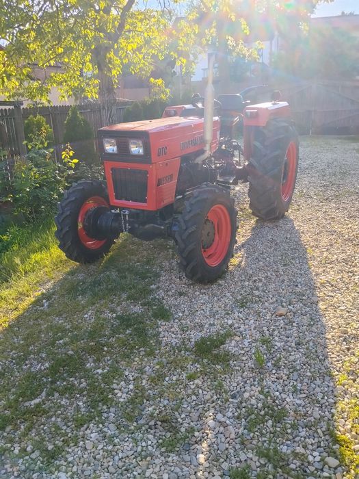 Tractor dtc u 550