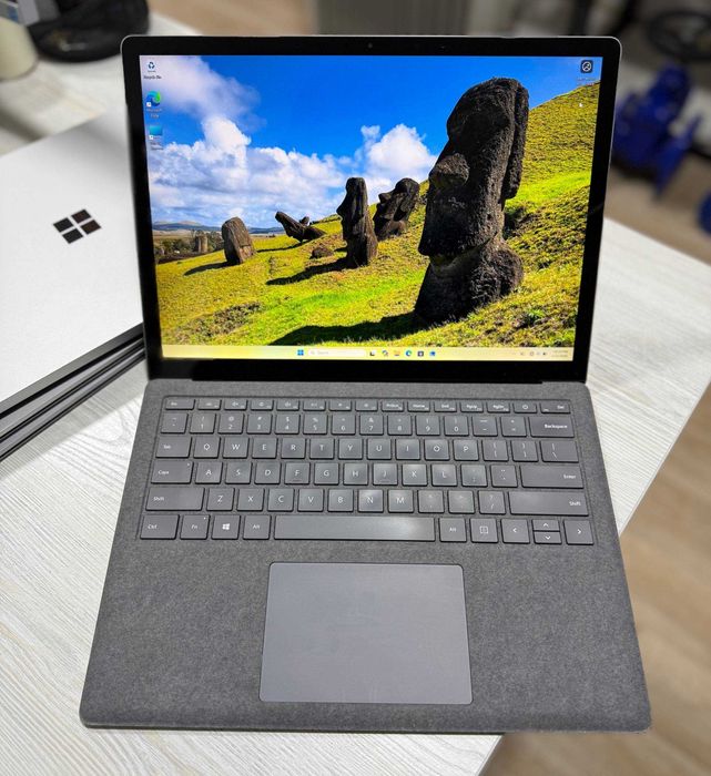 M.. Surface Laptop 3  Alicantara 13.5 2K Сенсор i7-1065G7 16GB /512GB