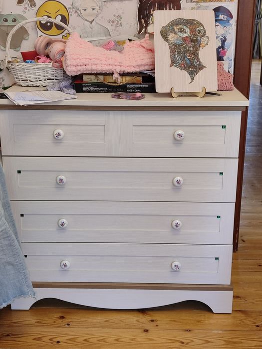 Комплект Беларусской мебели. Б/У МОЖНО ПО ОТДЕЛЬНОСТИ КУПИТЬ.