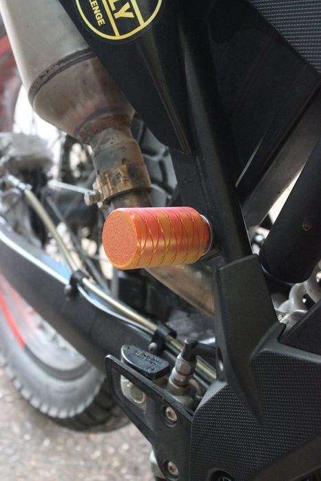 Crash Pads / Stunt Pegs / Frame Sliders Universale