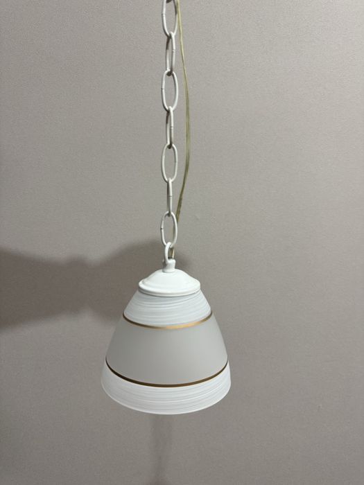 Люстры по 4 тыс каждая