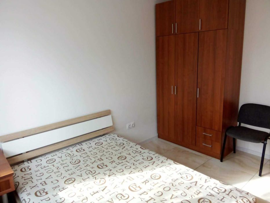 Собственик дава  двустаен апартамент в София, кв. Триъгълника до метростанция