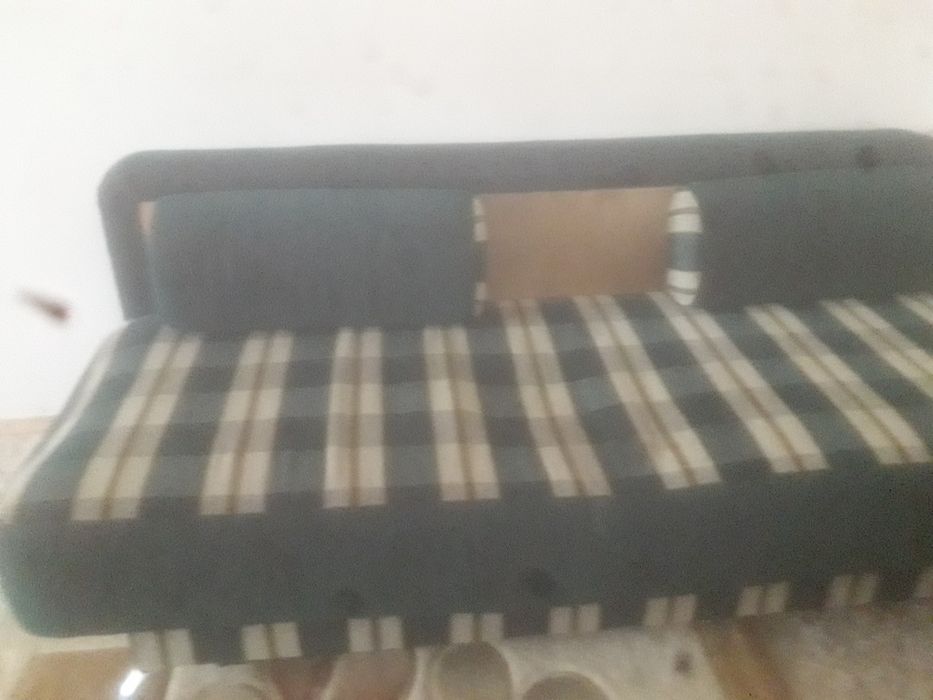 диван двухместный