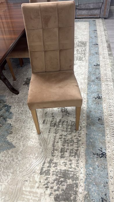 Продам стол и стулья