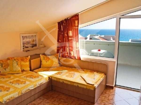 триетажна къща в Свети Влас 93126