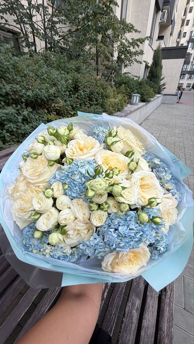 Продам букет цветов