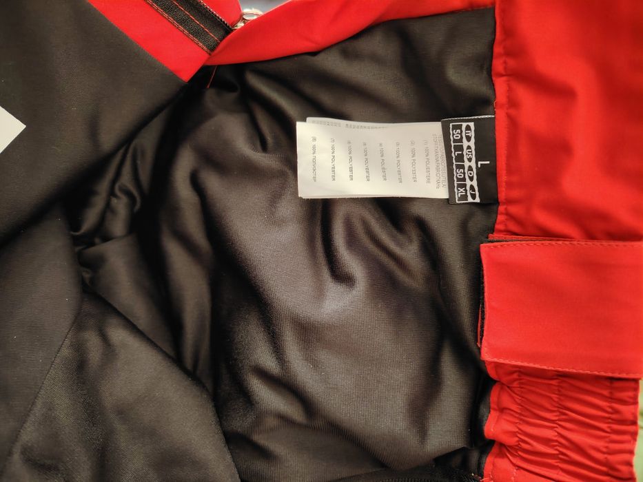 Спортен екип за ски на  Vist