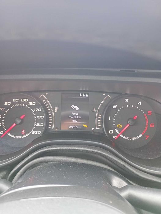 Fiat Tipo 2019 87000км годишна винетка каско