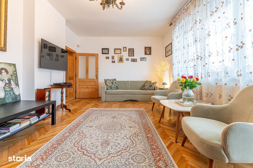 Vilă 4 familii | Apartament generos | Curte 98 mp | Andrei Muresanu