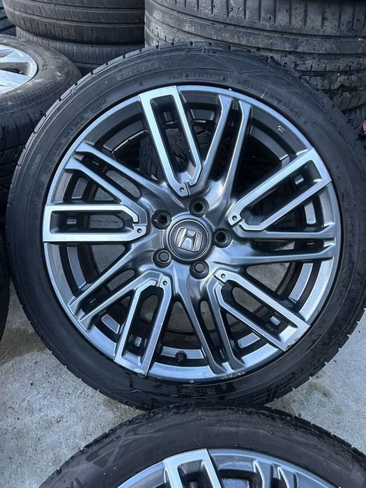 Оригинални джанти с гуми Honda 18" 5x114,3