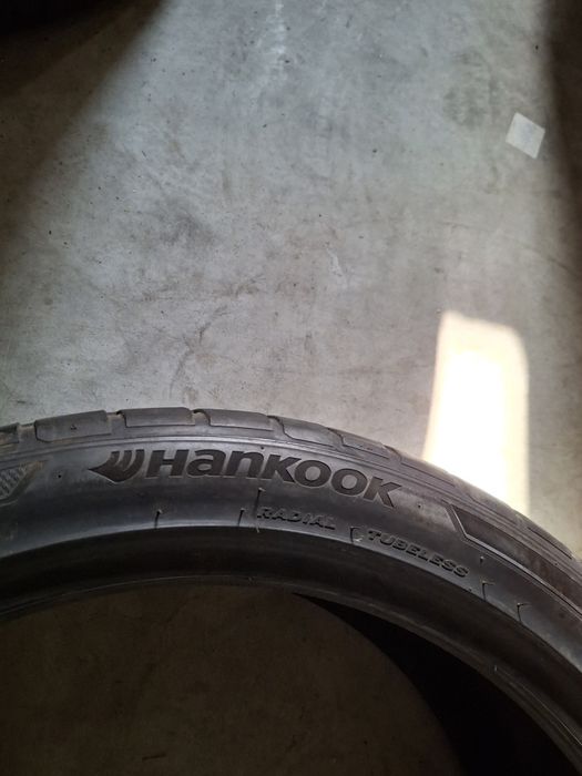 2 Anevelope de vară 225 40 r19 Hankook