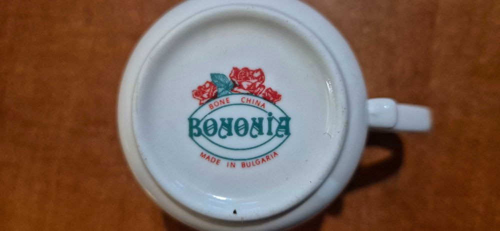 Чаши за кафе / чай / топли напитки