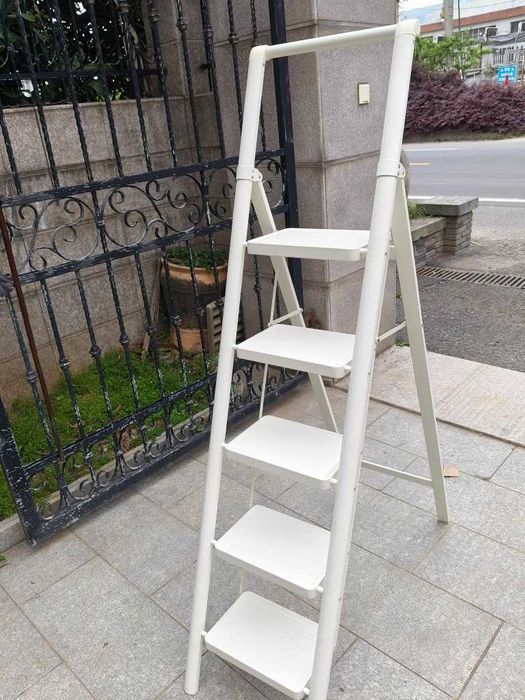 Стремянка стальная 3, 4, 5 ступени складная лестница нарвон narvon