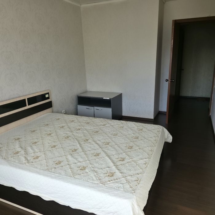 Сдам 2 комн центр девушке