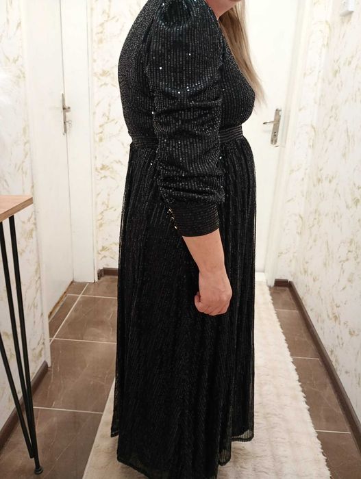 Дамска черен рокля