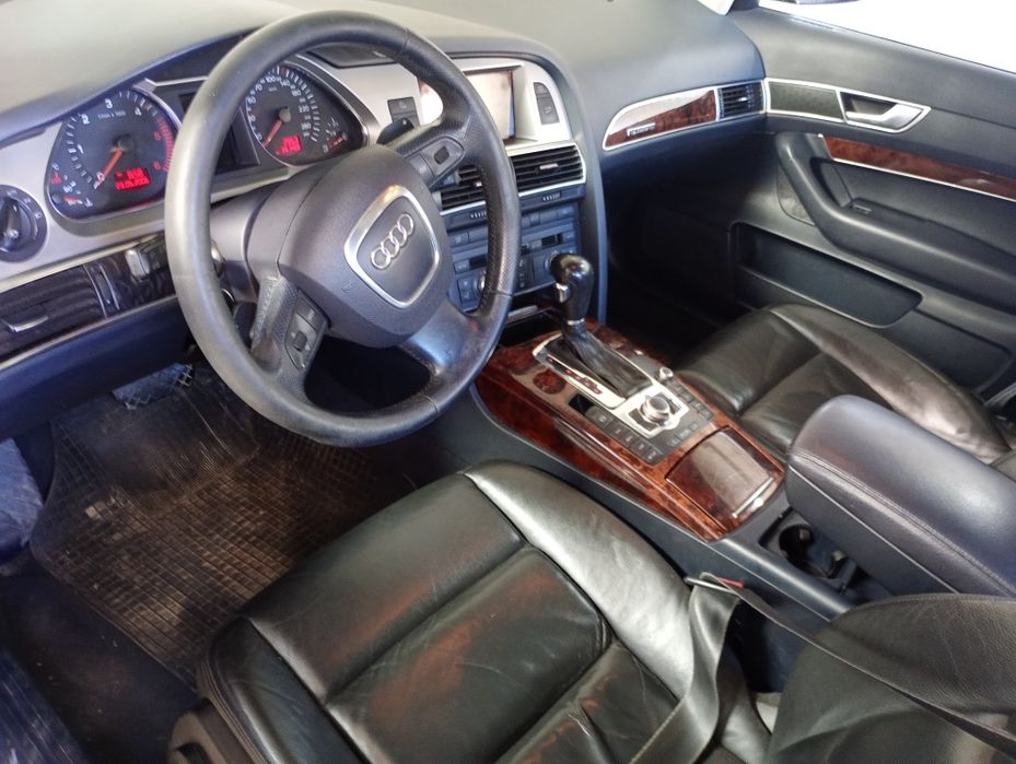 Vând Audi A6 C6 3.0
