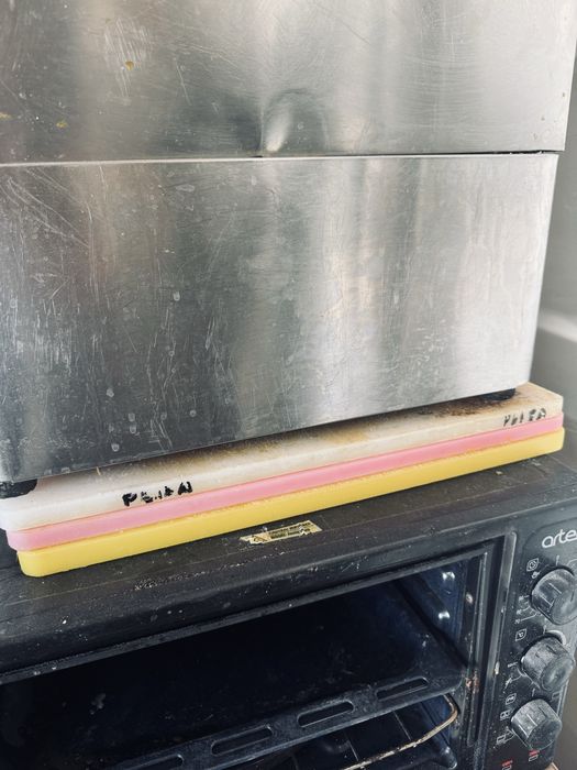 Оборудование из кафе продам срочно