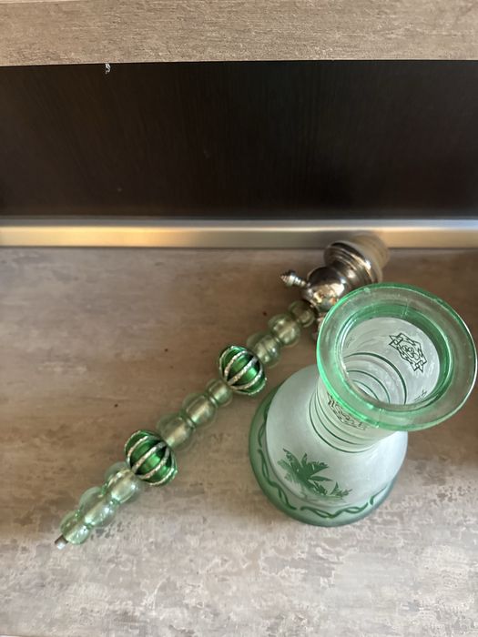narghilea (hookah / shisha),
