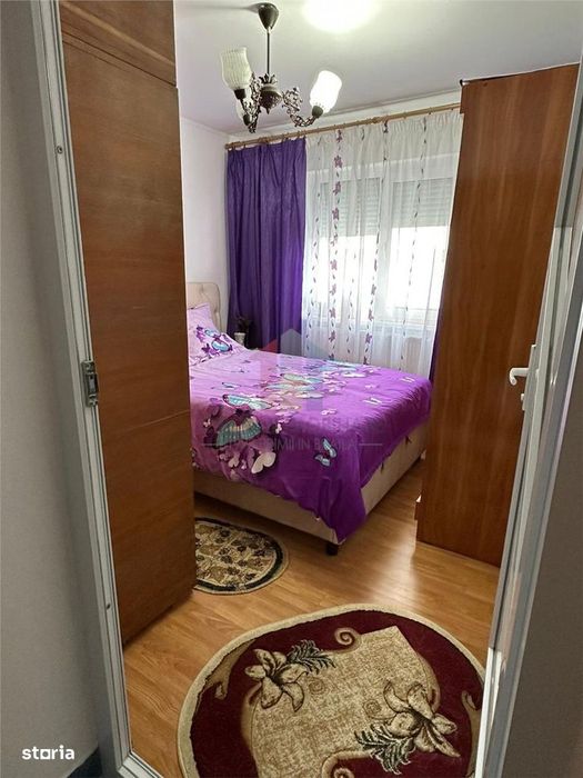 2 camere, cu imbunatatiri, 33 mp, Viziru 1