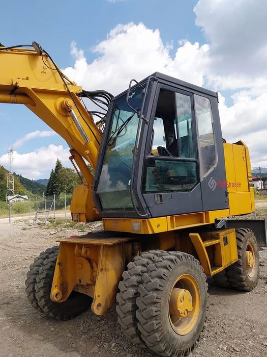 Excavator CASE 19,3t pe roti,  cu 6000 ore SCHIMB CU AUTO SAU 7-9 tone