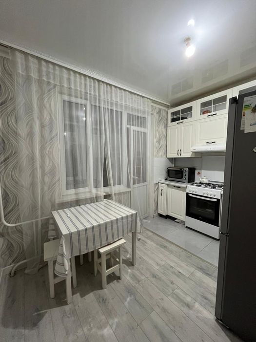 Продам 2х комнатную квартиру в 6 микрорайоне Болашак.