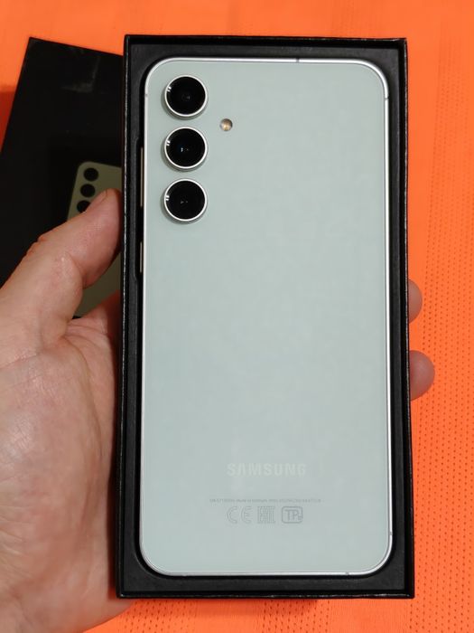 Samsung S23 FE 128 gb Ram 8 5G EAC