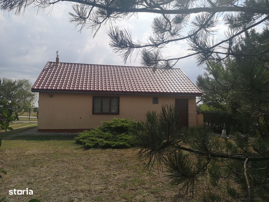 Vand casa lemn in sat Otvesti