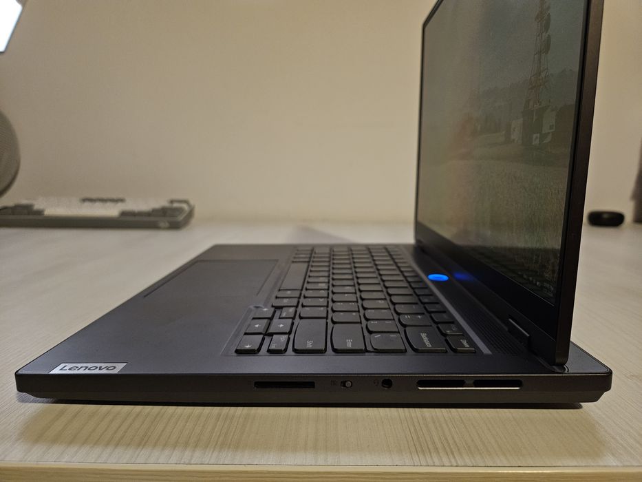 Lenovo Legion Slim OLED 2.8k 4060 Ryzen7 32gb ddr5