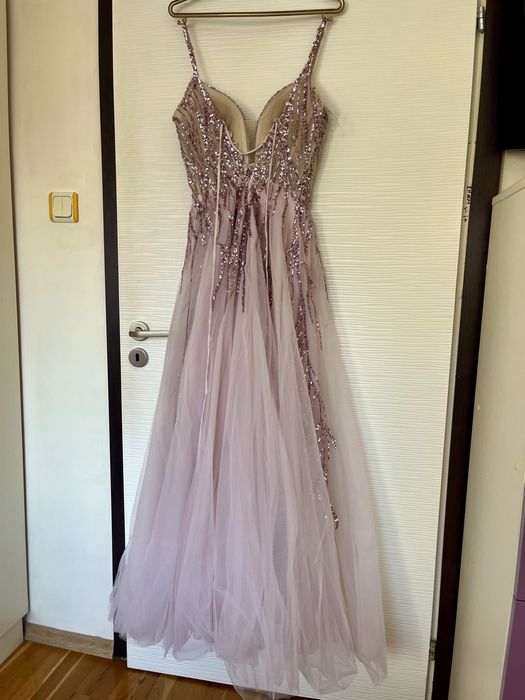 Бална рокля