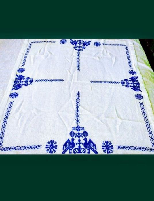 FAȚĂ DE MASĂ țărănească tradițională, cusută la mâna