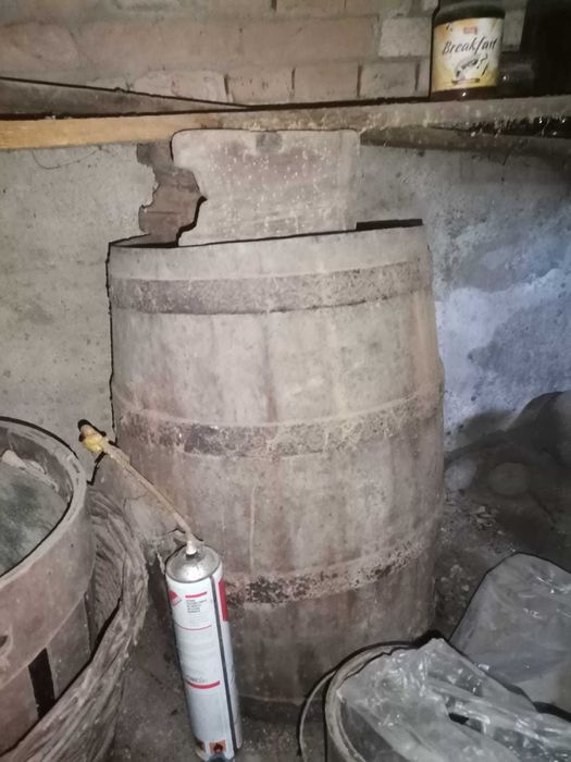 vand butoaie fosta crama