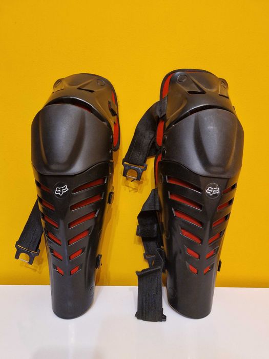 Наколенки/Кори за мотор