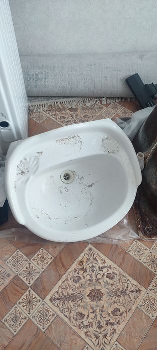 Продам б/у раковину