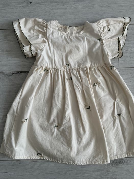 Продам детские вещи на девочку размер 90/100