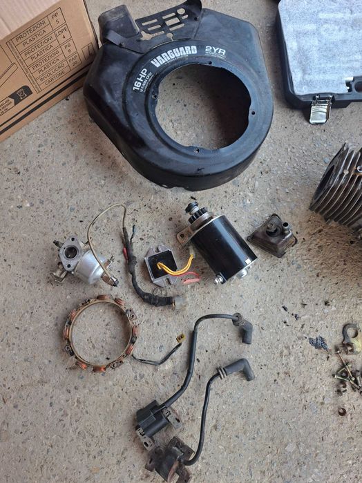 Части двигател Briggs and Stratton 16 к.с