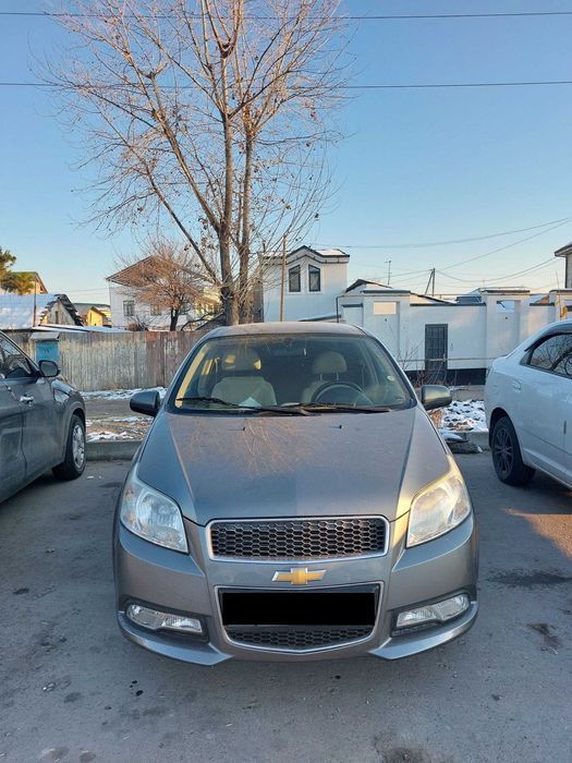 Продаю NEXIA 3 AT 2017г