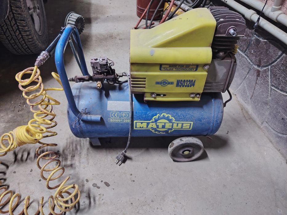 Воздушный компрессор