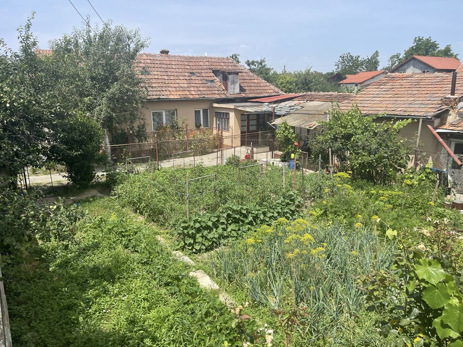 Casa de Vanzare in Subcetate