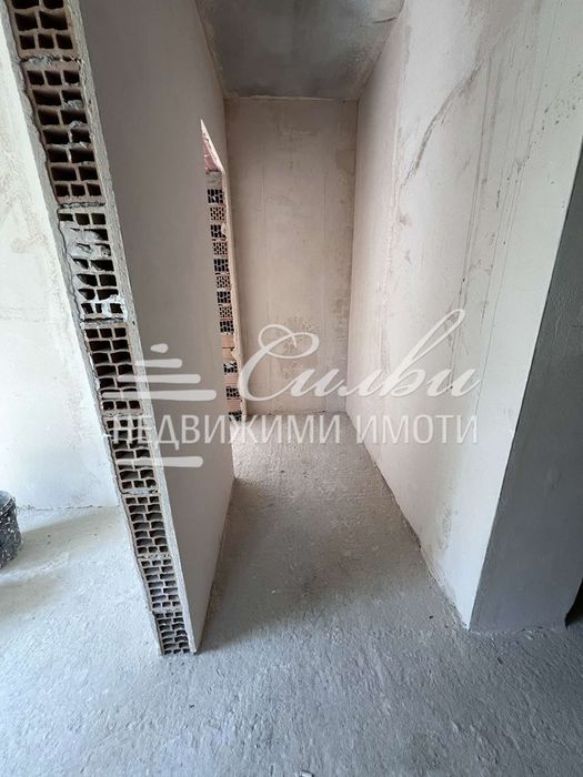 Тристаен апартамент НОВО СТРОИТЕЛСТВО - кв. Вароша !