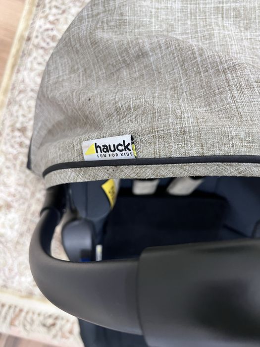 Продам автолюльку Hauck