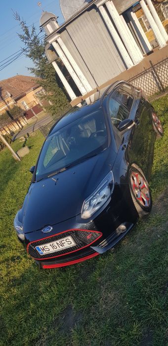 Ford focus ST mk3 2013 250 cp